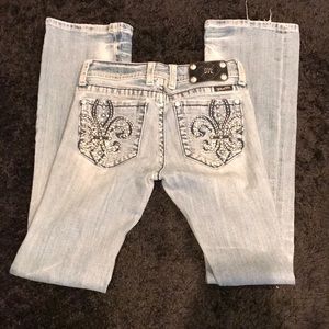 Miss Me Destroyed jeans